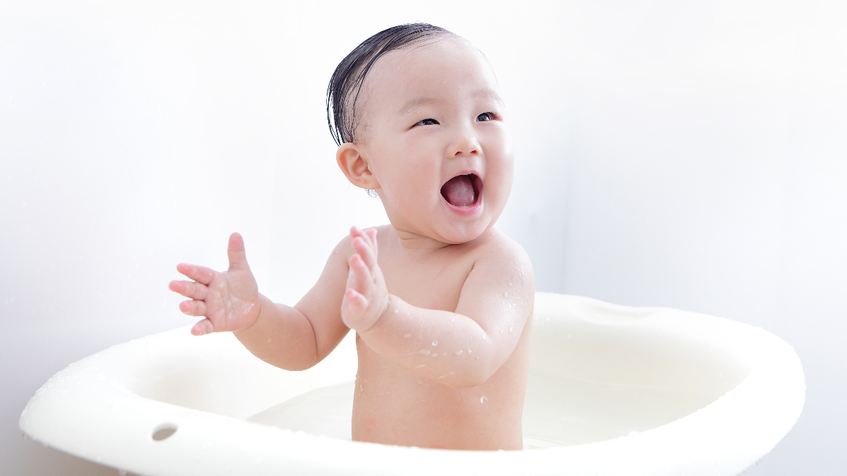 生後9カ月の赤ちゃんのお風呂の入れ方 お風呂に入れる時間や泣くときの対策 子育て情報メディア Kidsna キズナ
