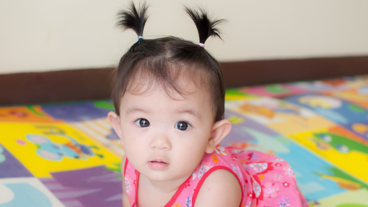 1歳の女の子の髪型。ショートやミディアムなど長さ別のアレンジ｜子育て情報メディア「KIDSNA(キズナ)」